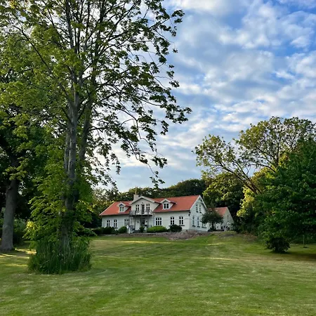 Ved Holckenhavn Fjord アパート